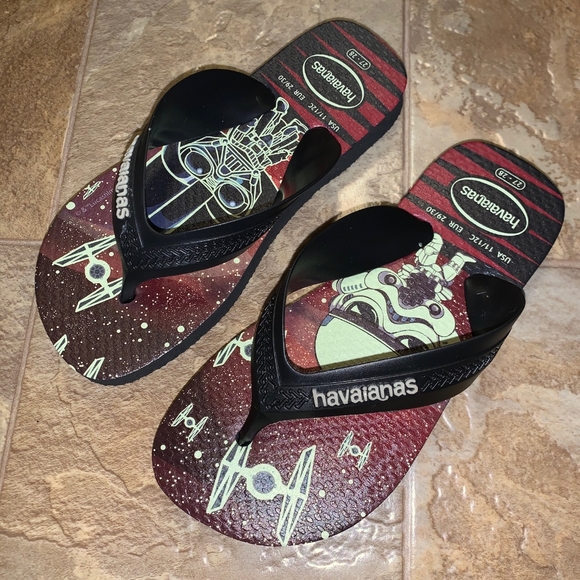 Havaianas Star Wars Darth Vader Storm Trooper Slippers Kids Size 11-12C - Picture 3 of 6